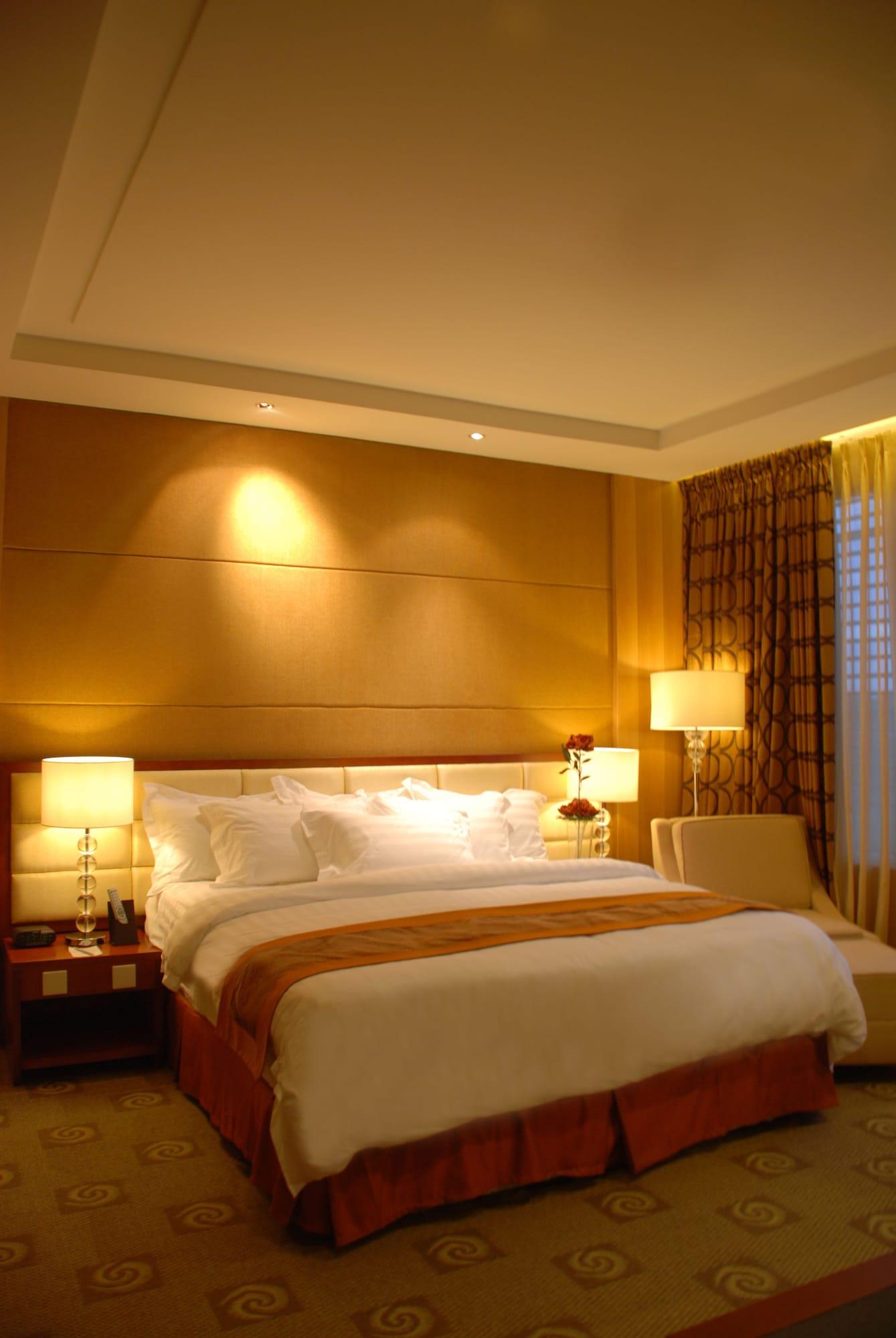 נגה The Avenue Plaza Hotel מראה חיצוני תמונה