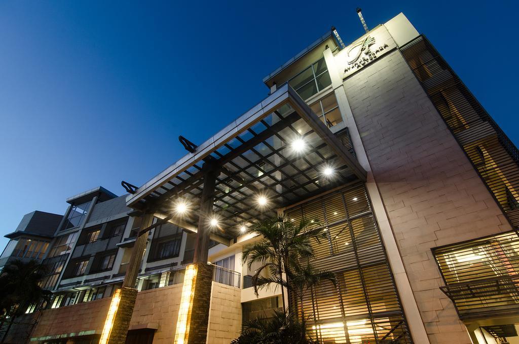 נגה The Avenue Plaza Hotel מראה חיצוני תמונה