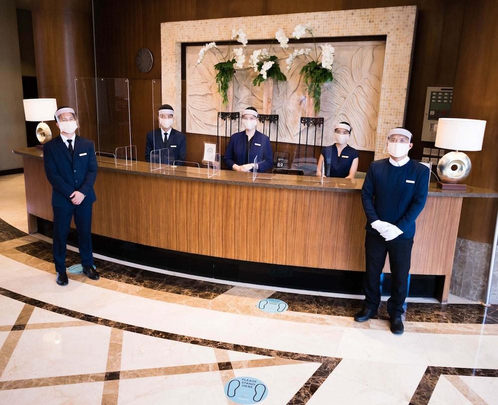 נגה The Avenue Plaza Hotel מראה חיצוני תמונה