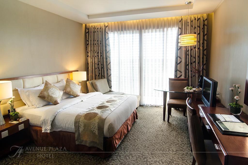 נגה The Avenue Plaza Hotel מראה חיצוני תמונה